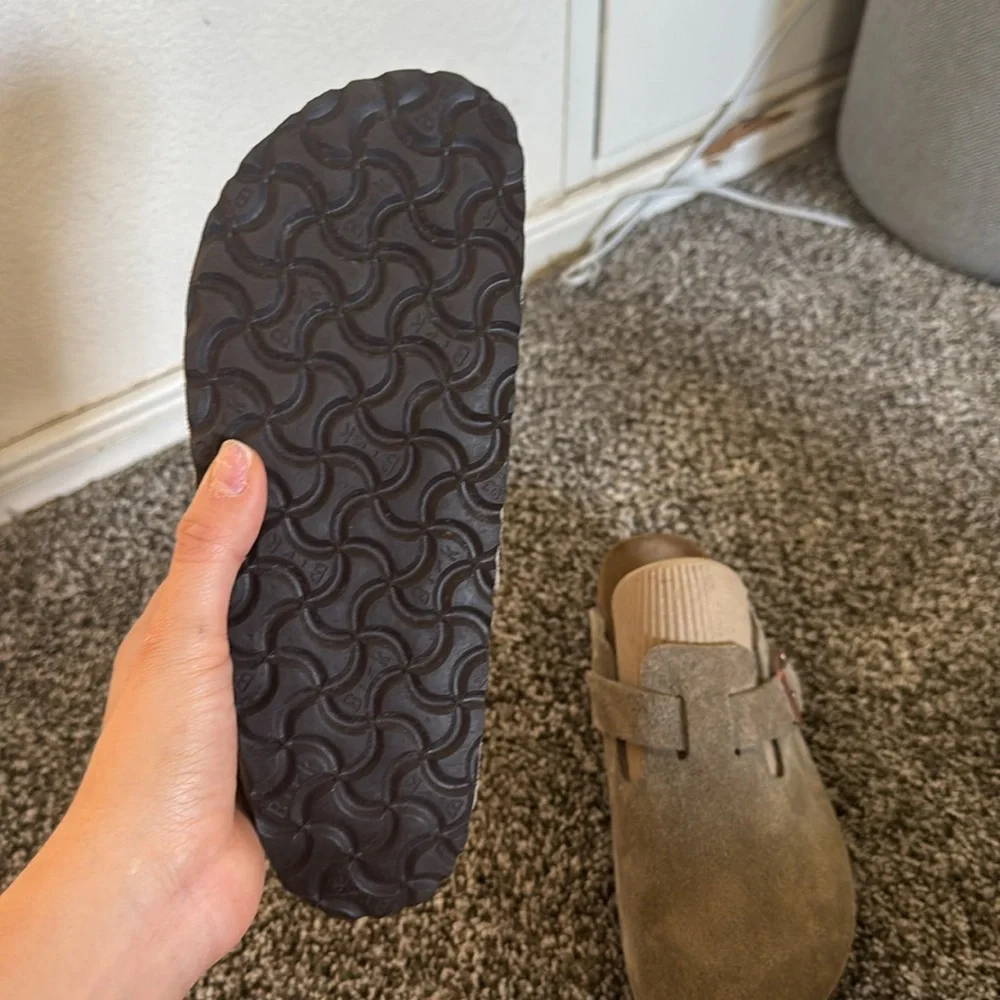 Birkenstock Boston Olive Suede Clogs - Picture 4 of 5